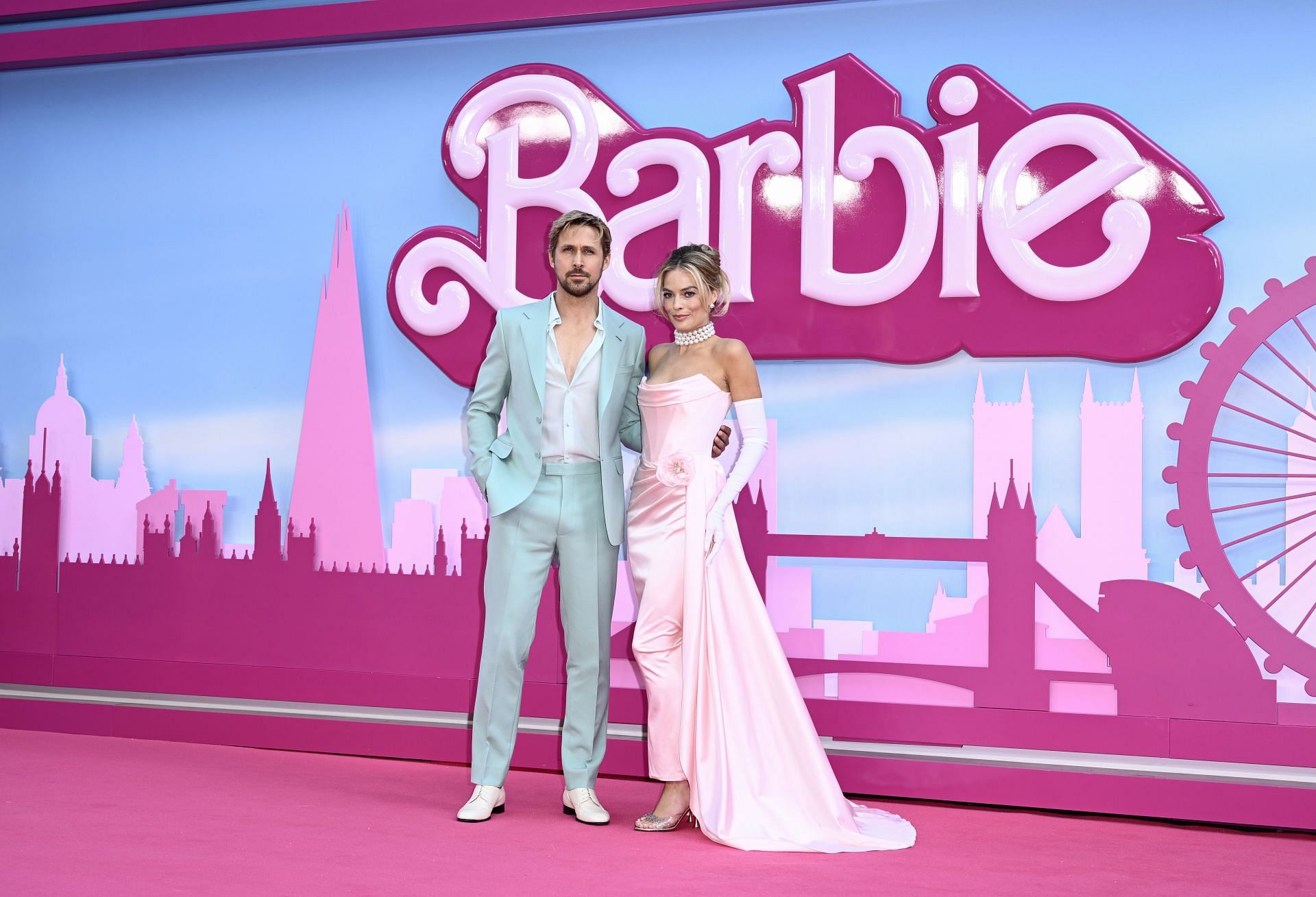 Margot Robbie and Ryan Gosling (Image via Getty)